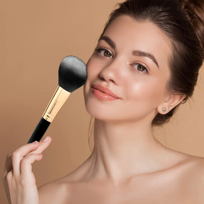 Colors Queen Soft Bristle Blusher Brush, Professional Brush for Blusher Application, Blusher Blending Brush for Face Makeup. thumbnail 4