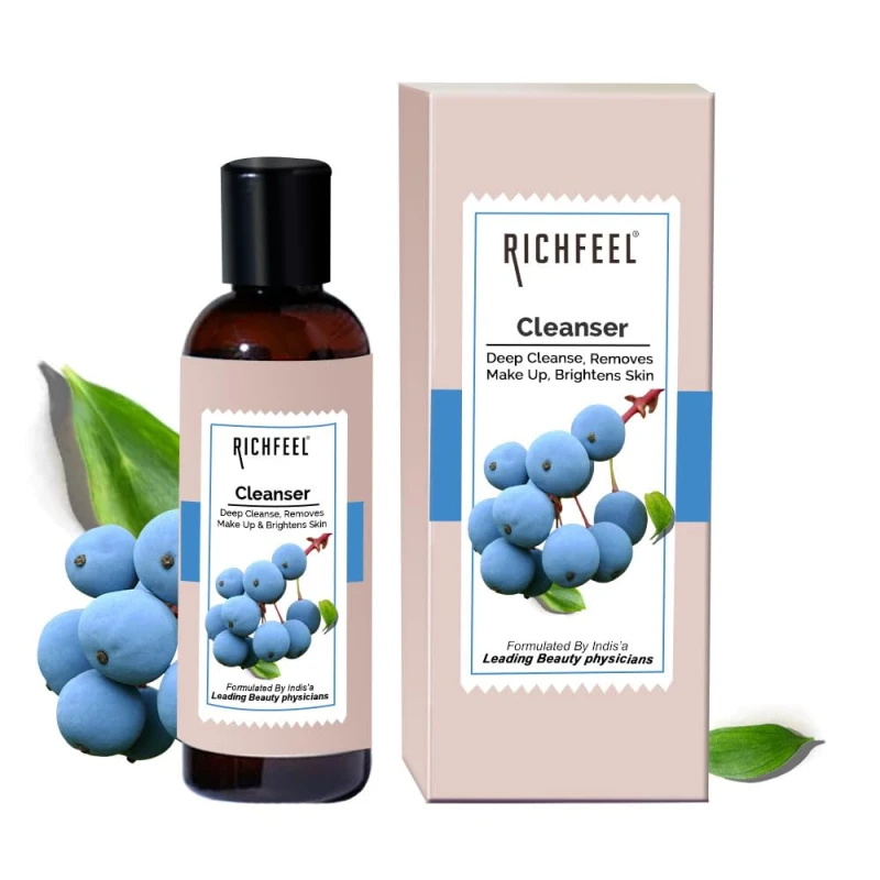 Richfeel Gentle Face Cleanser for Dry to Normal, Sensitive Skin | Hydrating Formulation | Removes Dirt &amp; Makeup | 100 ml thumbnail 2